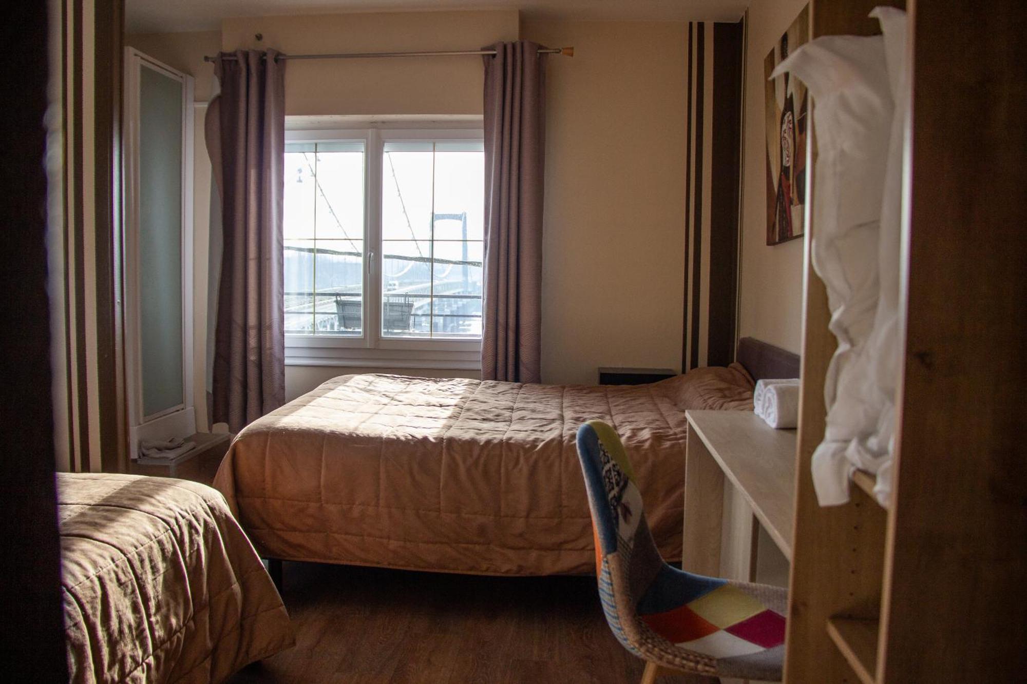 Hotel Le Petit Pecheur Saint-Florent-le-Vieil Esterno foto